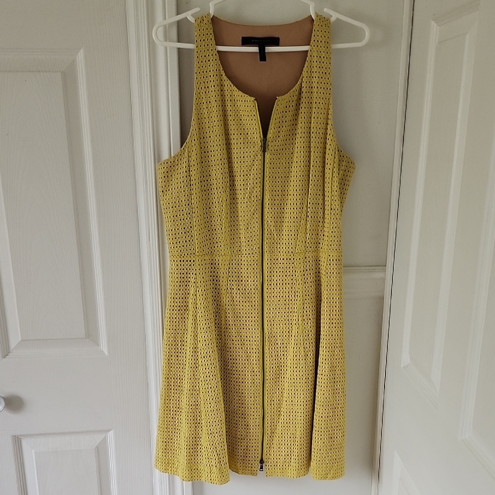 BCBGMAXAZRIA Canary Sleeveless Scoop Neck Dress